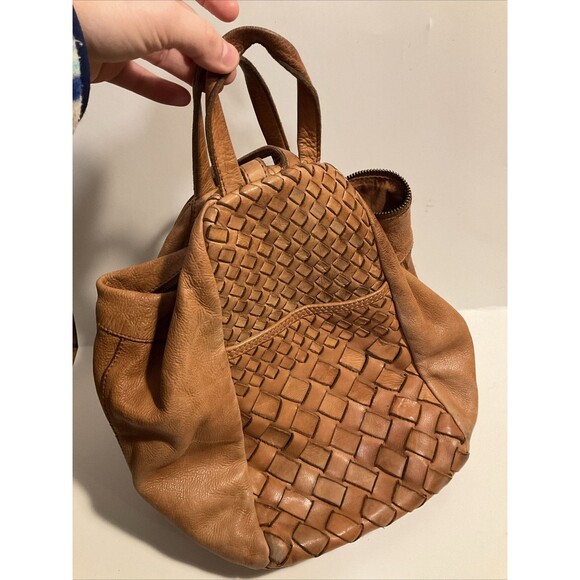 India Camel Color Woven Leather Backpack Bag Fashion Rugged Handmade Rustic main image 11